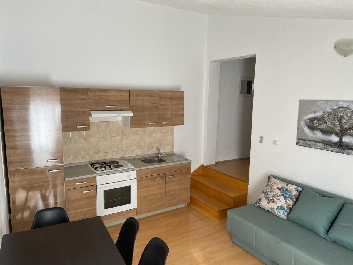 Apartman Polegubic Biograd Na Moru Exterior foto