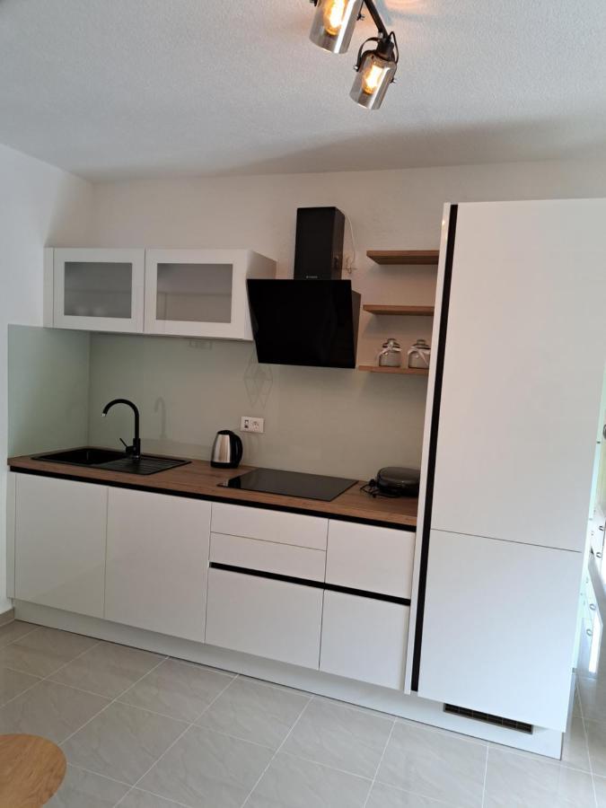 Apartman Polegubic Biograd Na Moru Exterior foto