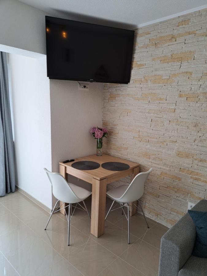 Apartman Polegubic Biograd Na Moru Exterior foto